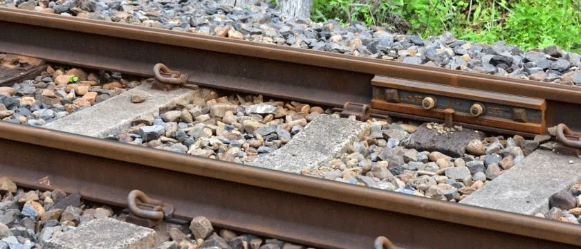 Rail Track Fish Plates Manufacturers Suppliers in India